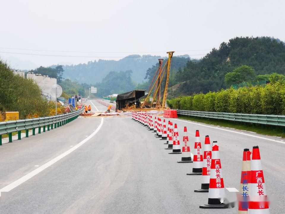 宾阳车主注意!贵隆高速,g358国道这两个路段涉路施工