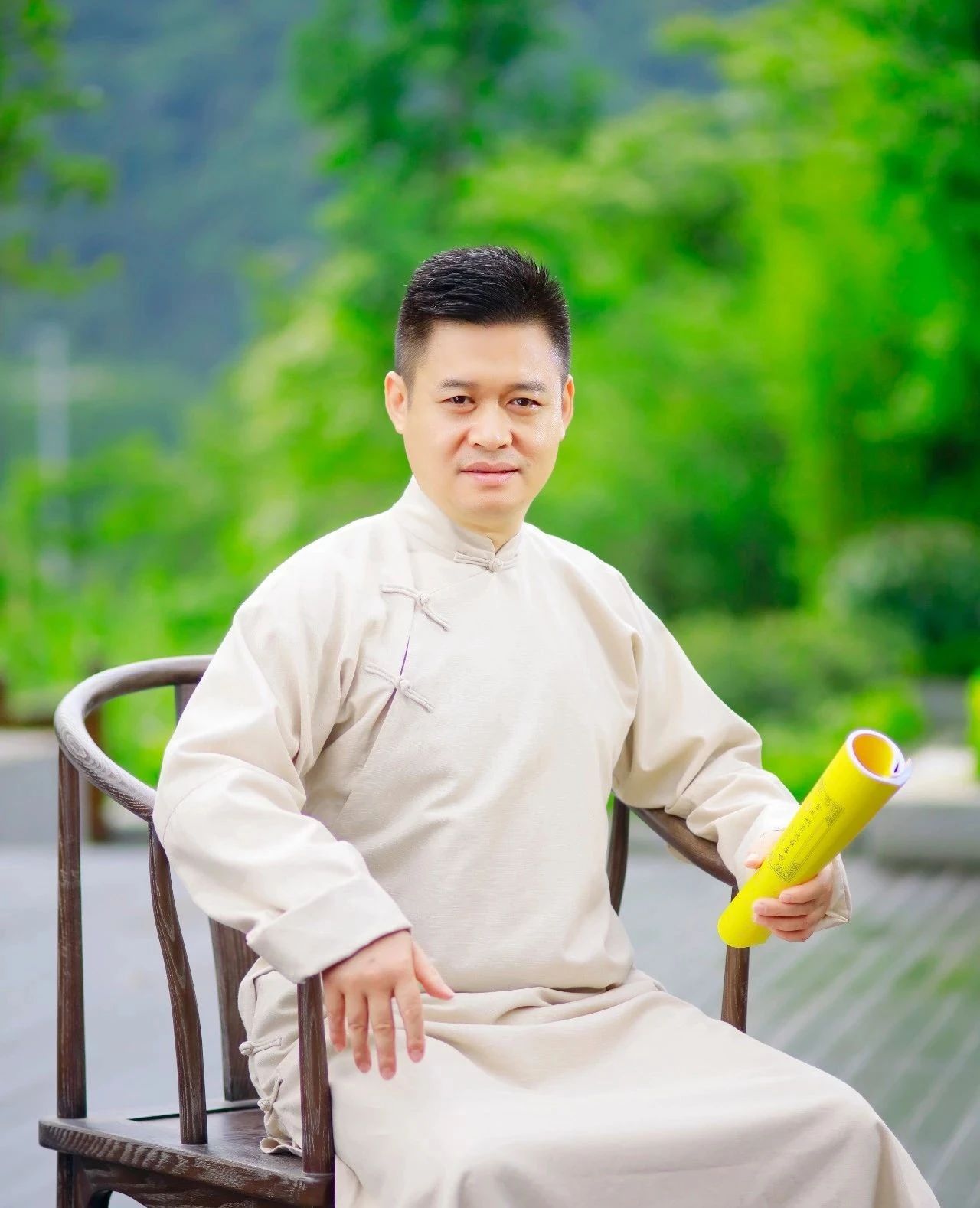 商会走访黄嘉棣会长带队走访常务副会长单位滋慧国际教育集团