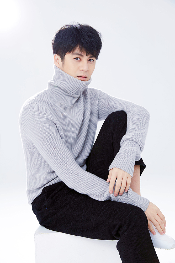 朱杰《异兽之捕龙令》开机 化身生物学专家开启解谜之路