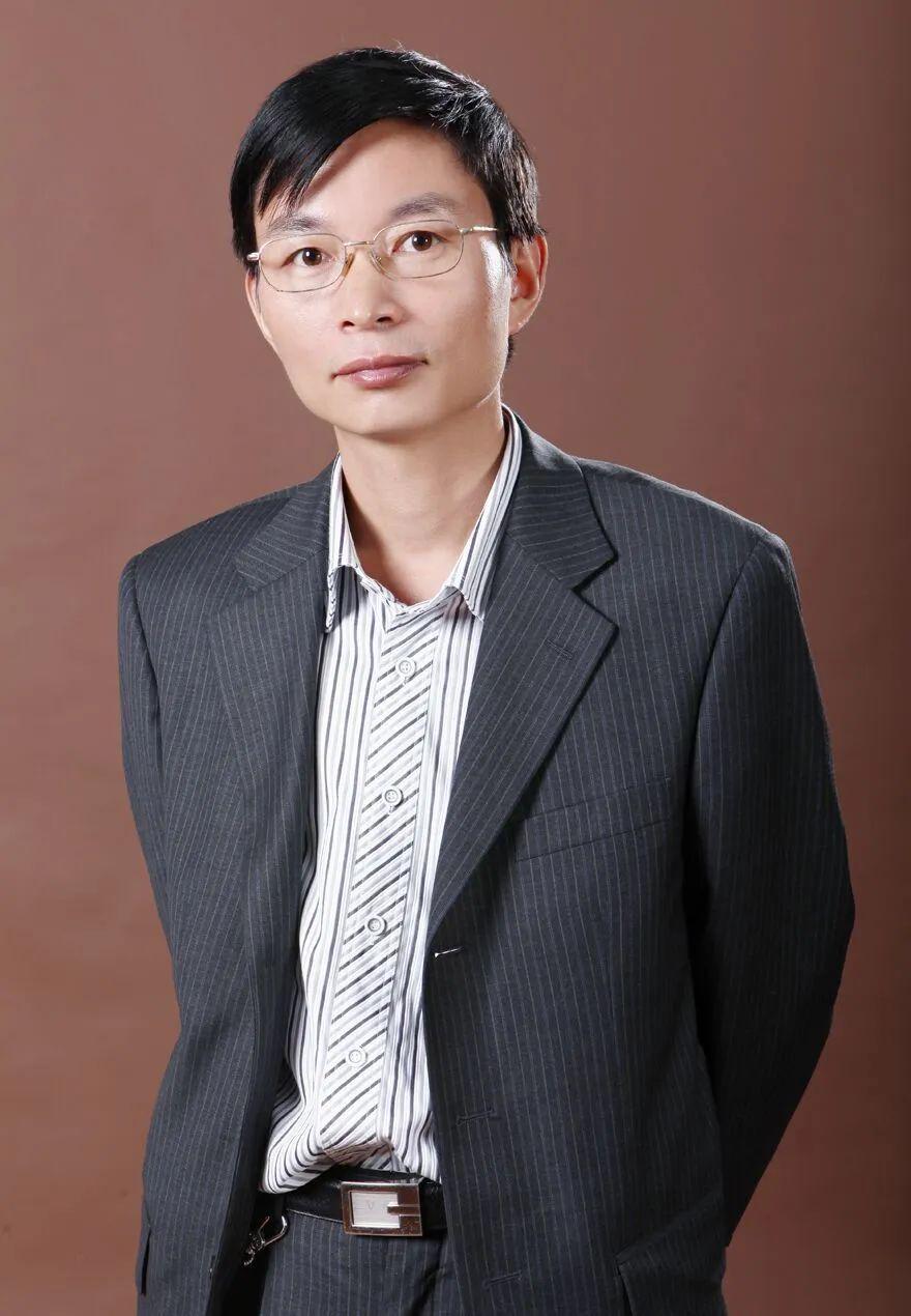 江苏省特级教师,常州市新北区语文教研员薛辉老师参加本次活动并进行