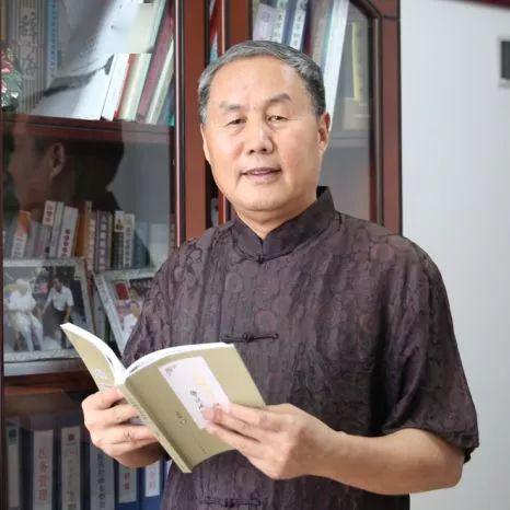 王清海广东省名中医博士生导师羊城好医生王清海,主任中医师,教授