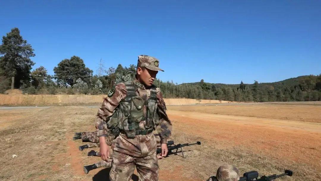 冲锋在特战路上的云龙籍特种兵杨建松.