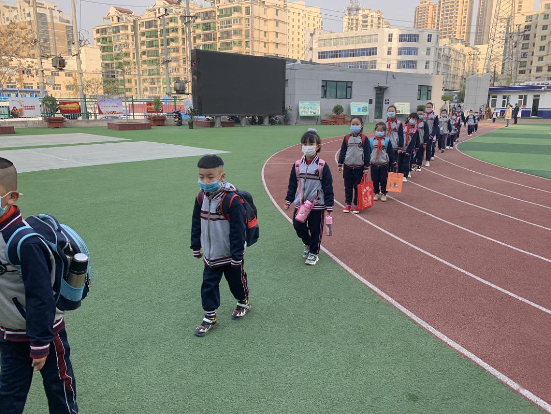我"萌"开学啦!_兰州市