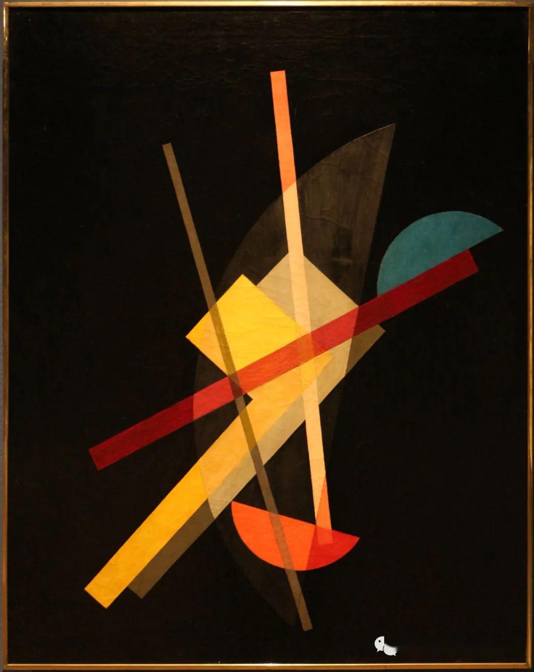 他深受建构主义的影响,强烈主张将技术和工业融合到艺术中.