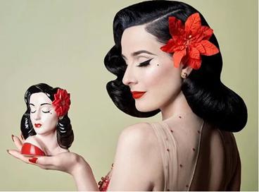 她还拥有自己的内衣品牌von follies太阳镜品牌dita08宠儿蒂塔还曾