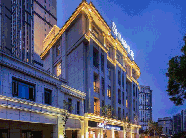 成都,厦门,石狮这些城市也有它的栖身之地,不同城市的世茂喜达酒店