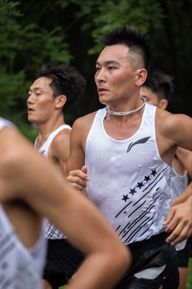 跑够时间】尤为重要不仅距离上要突破要向着半程马拉松进发从前的3km