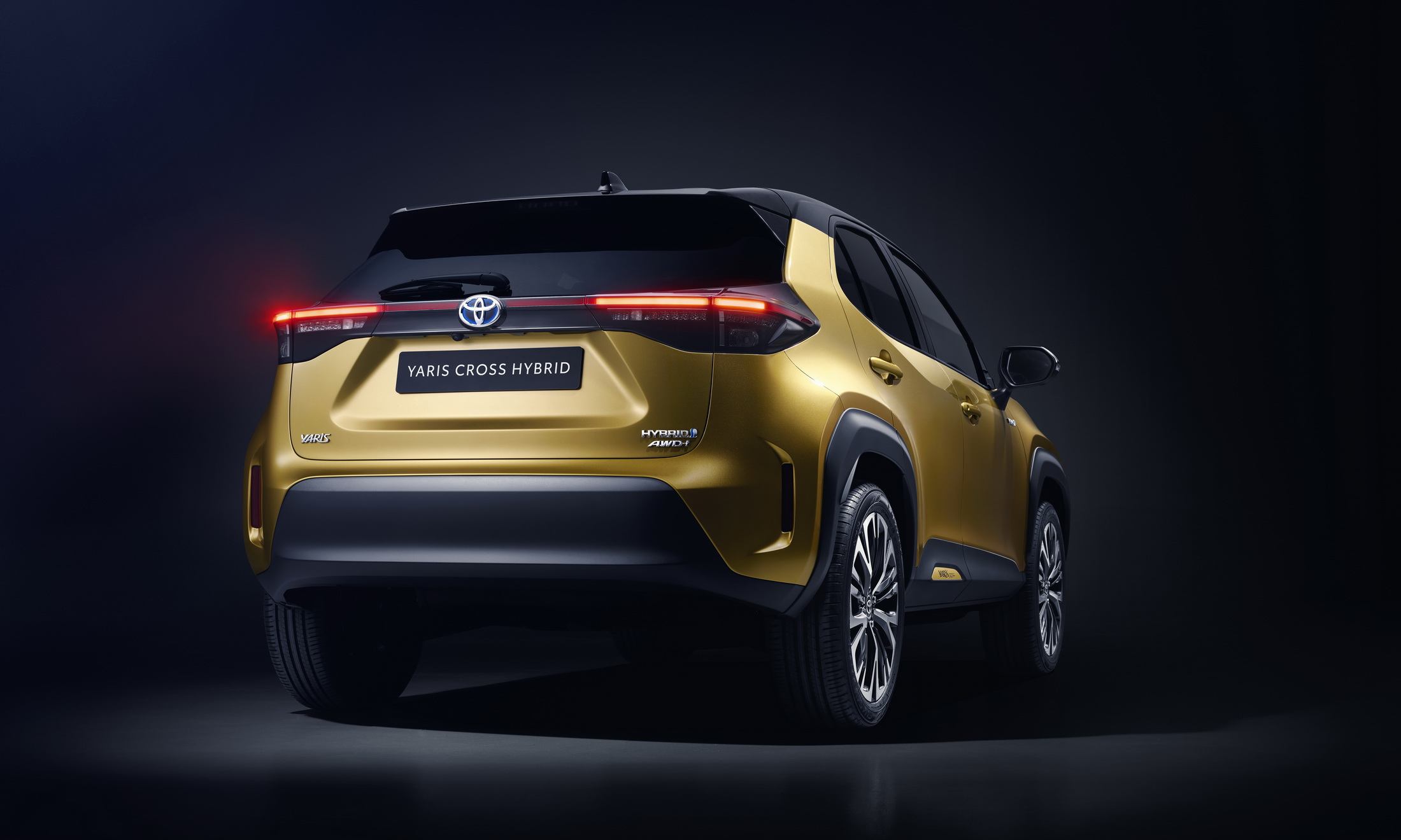 yaris在欧洲销量排第七为什么日本人还要坚持推suv版本新车