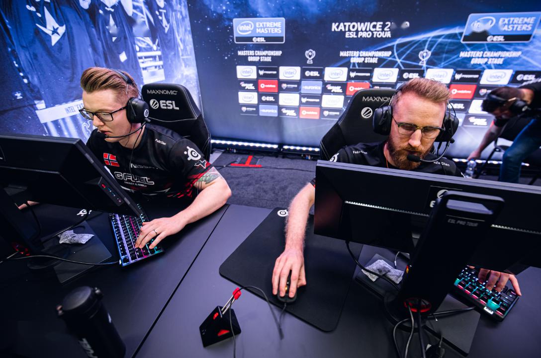 [里约之路] 拒绝爆冷 faze 2-1击败north获首胜_nuke