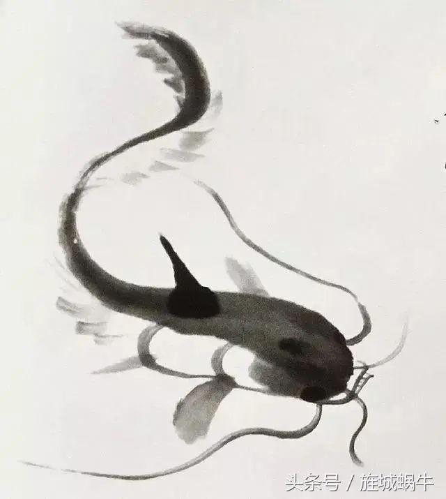 各种姿态的鲶鱼画法:(6)蘸取重墨,一笔完成鲶鱼背鳍上的刺