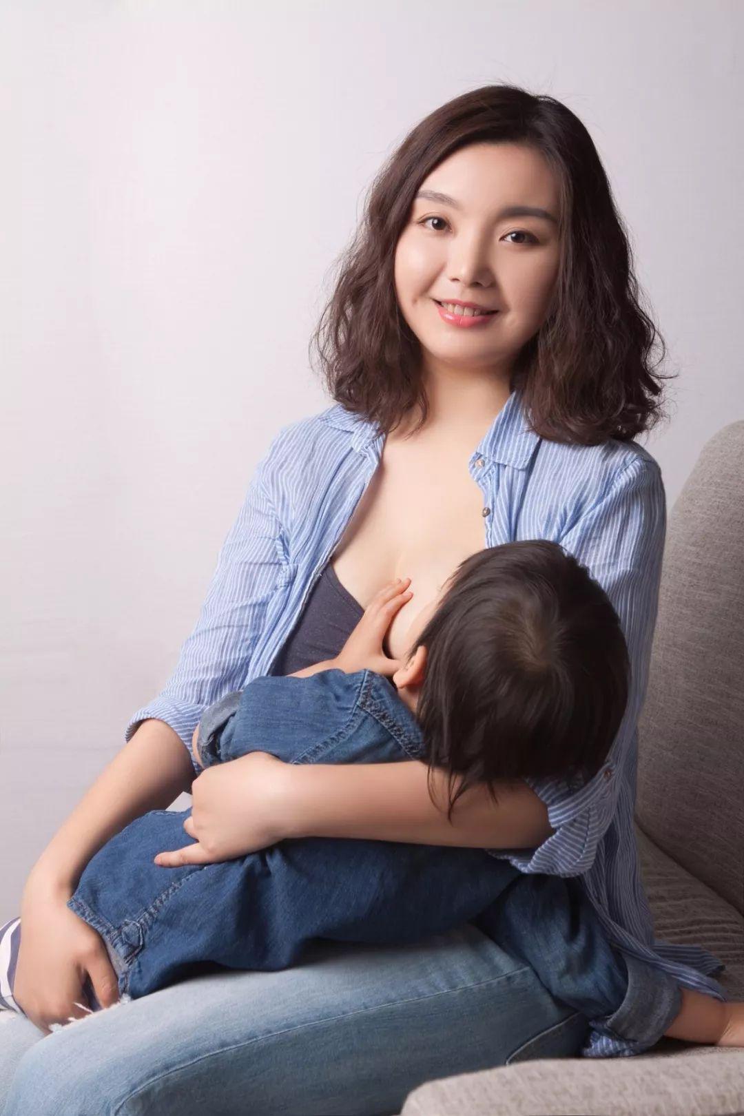 我的哺乳照片喂养图片