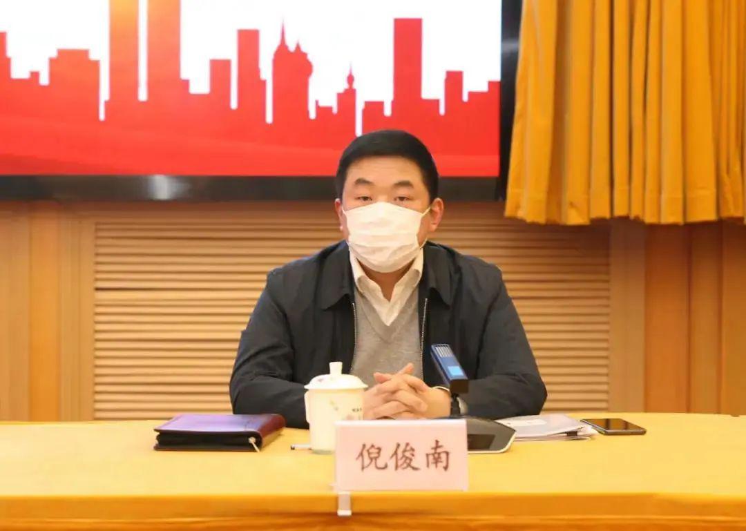 市局党组副书记,一级巡视员赵英通报了2019年市局党组巡察情况及有关