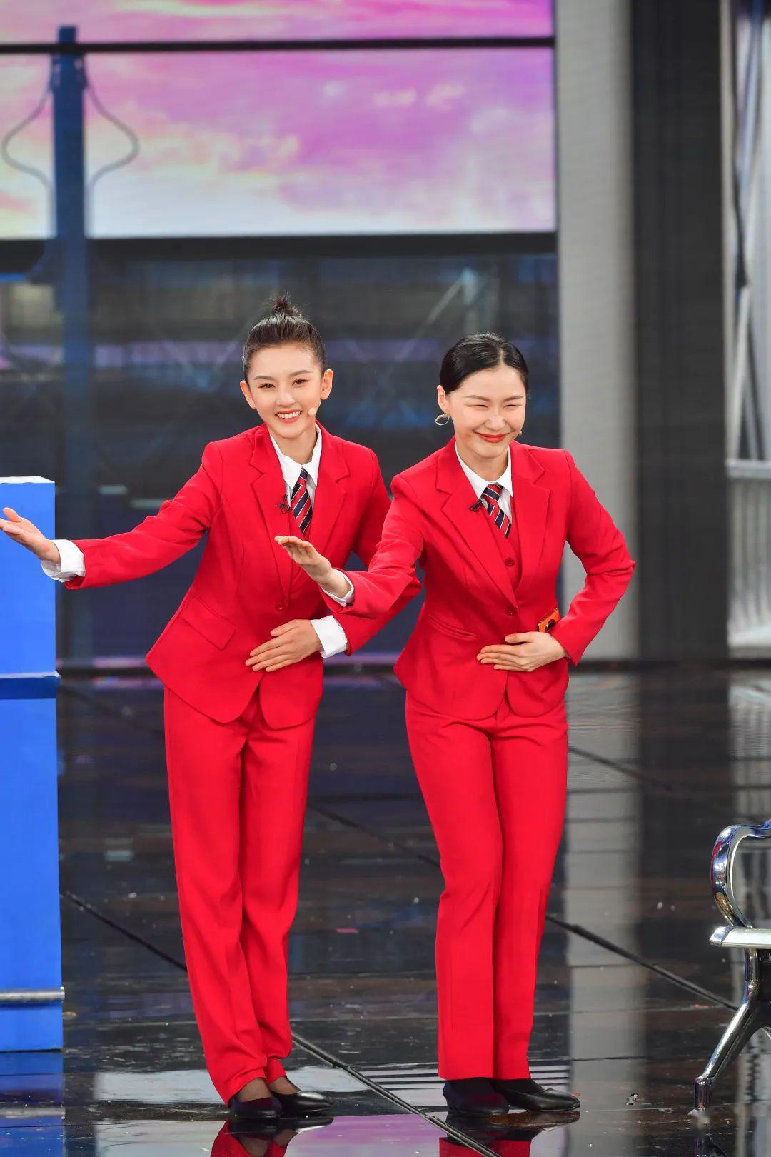 应该都停留在今年,由她和宋祖儿,黄晓明表演的春晚小品《机场姐妹花》