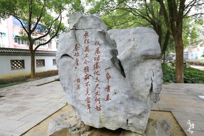 安徽桐城有一条小巷现在成为了网红景点_六尺巷