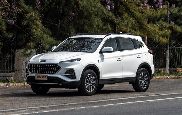 为自己也能顾家人的精品国货 江淮嘉悦x7配置价格分析_搜狐汽车_搜狐