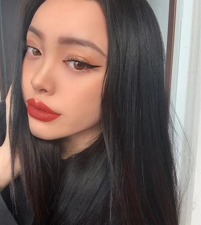 像周扬青这种type的潮流asianbabygirl正在国外走火