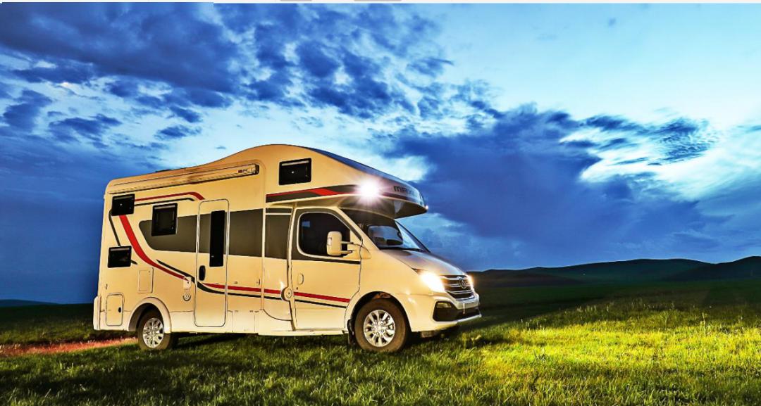 房车旅行c照开房车出游不用人从众