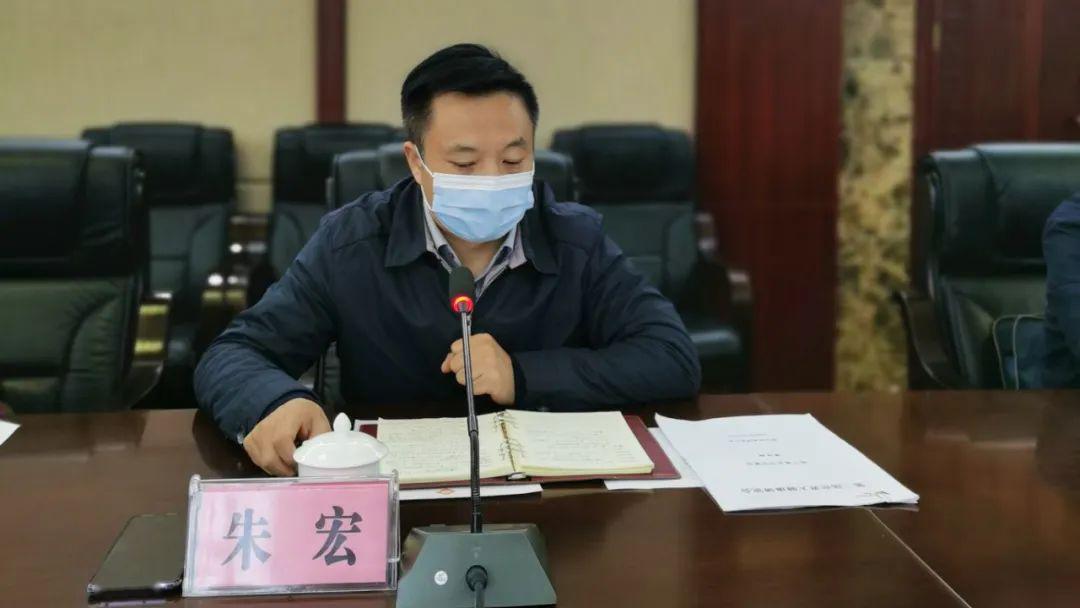 头条助力地方经济复苏湖北省楚商联合会秘书长蹇宏一行走进恩施州