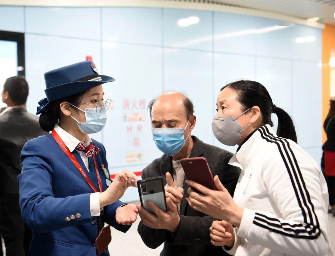 终于等到你地铁16号线运营首日看看乘坐感受如何