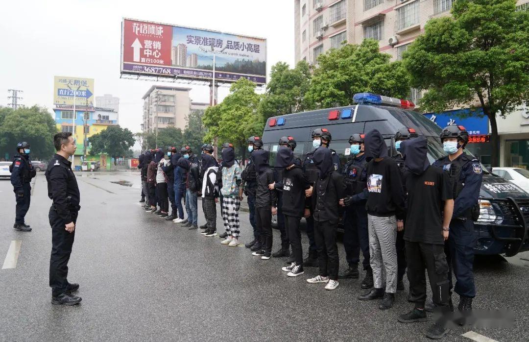 桂林67豆子鬼凌晨约架打赢蜀黍请吃饭打输进医院躺手术床