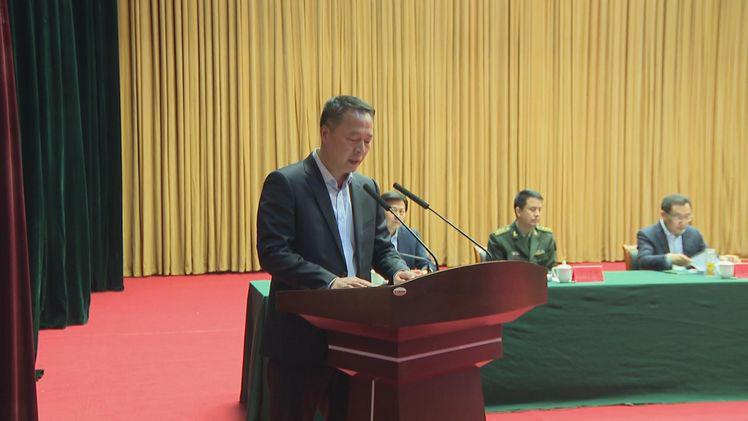 郑干先,李启旺,封其兵,宋树才等县领导参加会议.