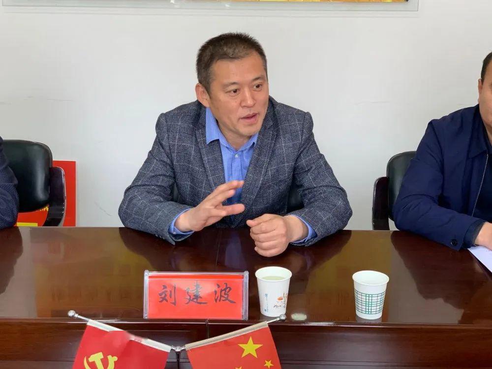 刘建波对双方此次成功签约表示热烈祝贺,并要求柔远镇党委,政府要充分