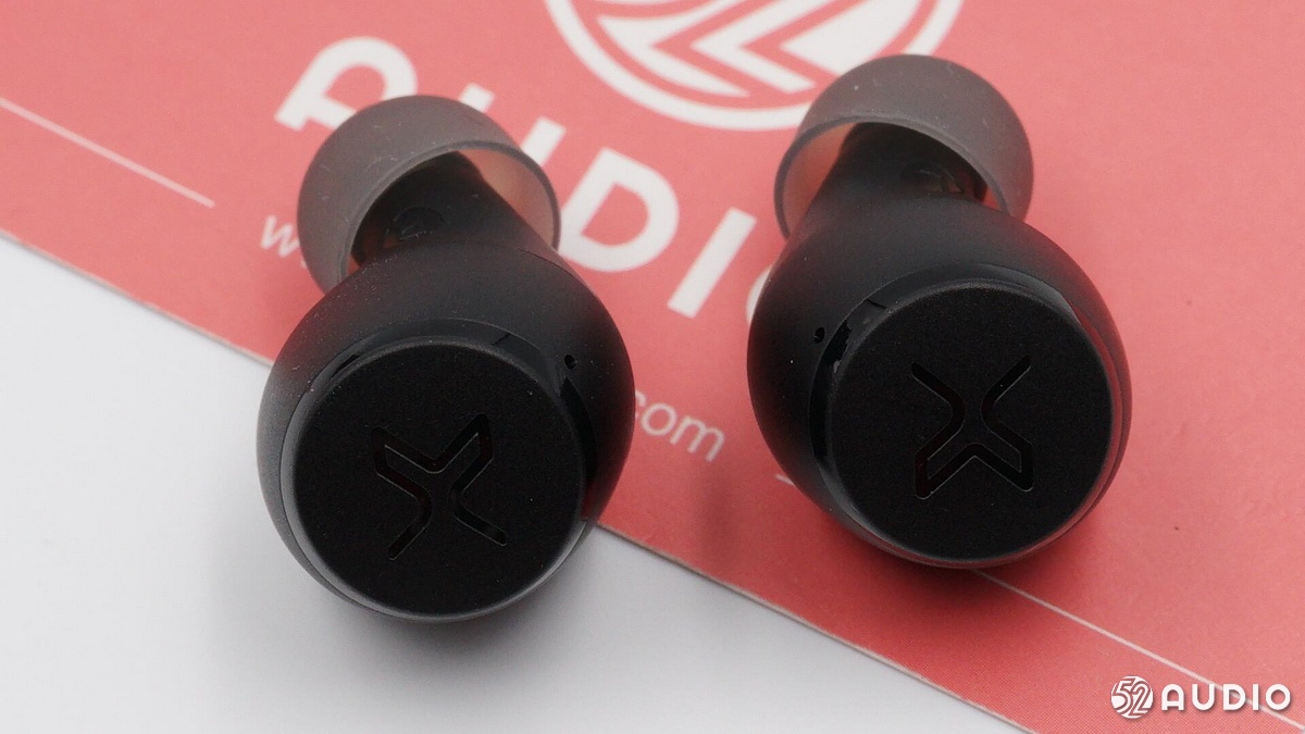 拆解报告:漫步者xemal声迈 x3 tws真无线耳机_充电