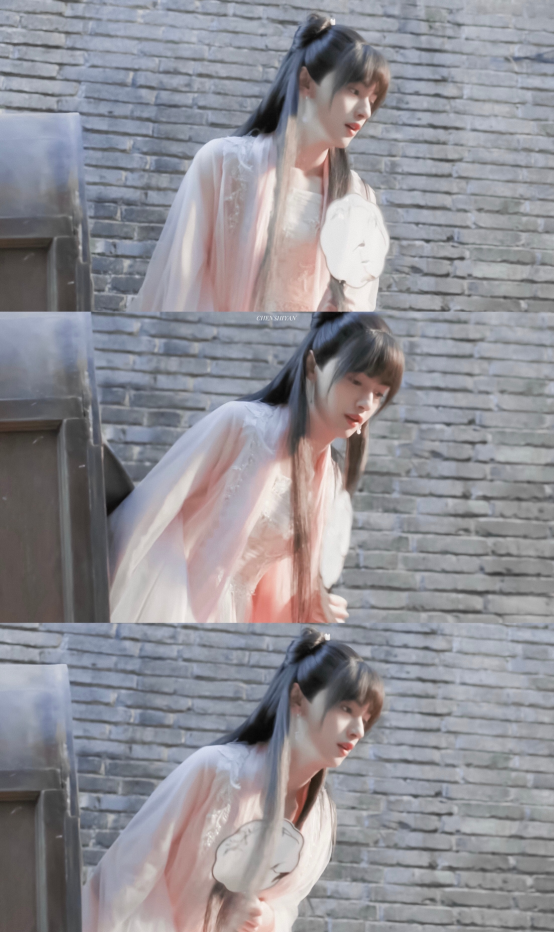 看到官鸿的女装我觉得4000千年美女该换人了