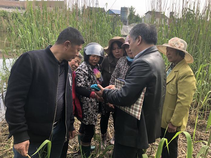 南通市疾控中心对我市开展春季血防查螺工作督导