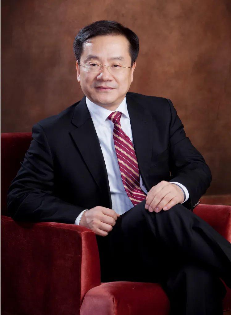 关注今日武汉重症清零童朝晖带你回顾武汉重症救治那些事