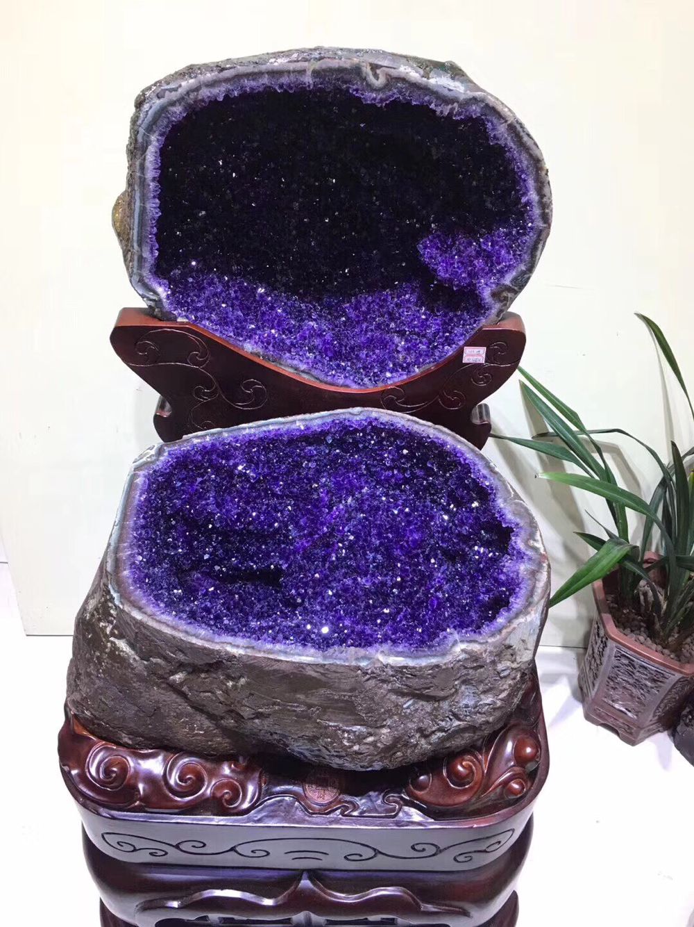 紫水晶洞的寓意和象征图片