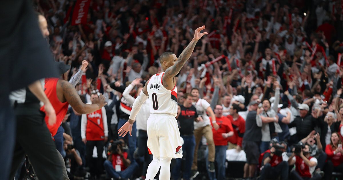 去年今日利拉德命中超远三分压哨绝杀送雷霆回家