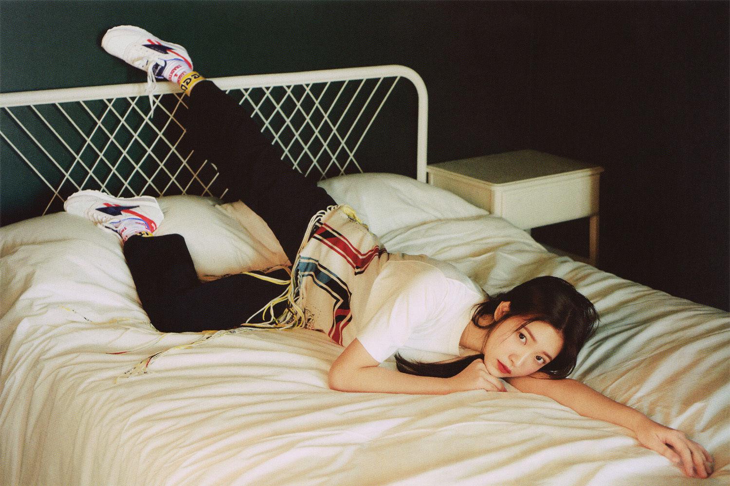 yeri《dazed》杂志五月刊画报高清扫图公开,漂亮妹妹的美貌看多少次都