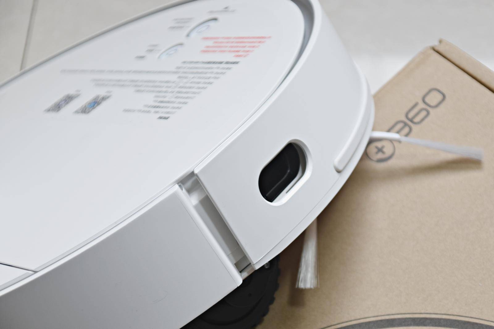 享受智能生活居家清洁不再累华为智选360扫地机器人x90