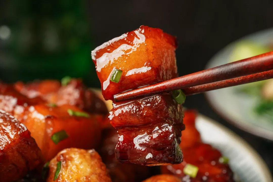 周末美食不加一滴水的红烧肉治好不爱吃肥肉的你