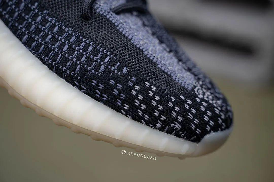 yeezy 350"奥利奥"配色提前上脚泄露,限量发售日期确认!