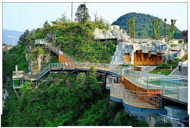 悬崖空中温泉落地思南来打个卡吗