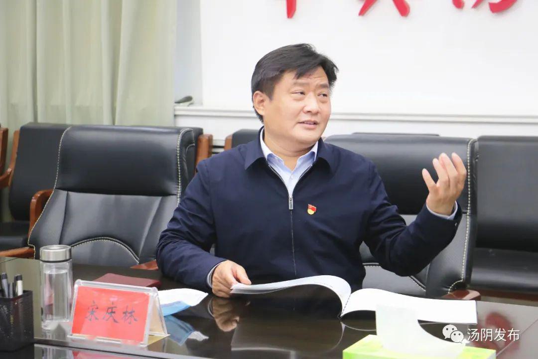 会上,北京中视星和文化传媒有限公司总经理杜飞,词作者尹相涛,曲作者