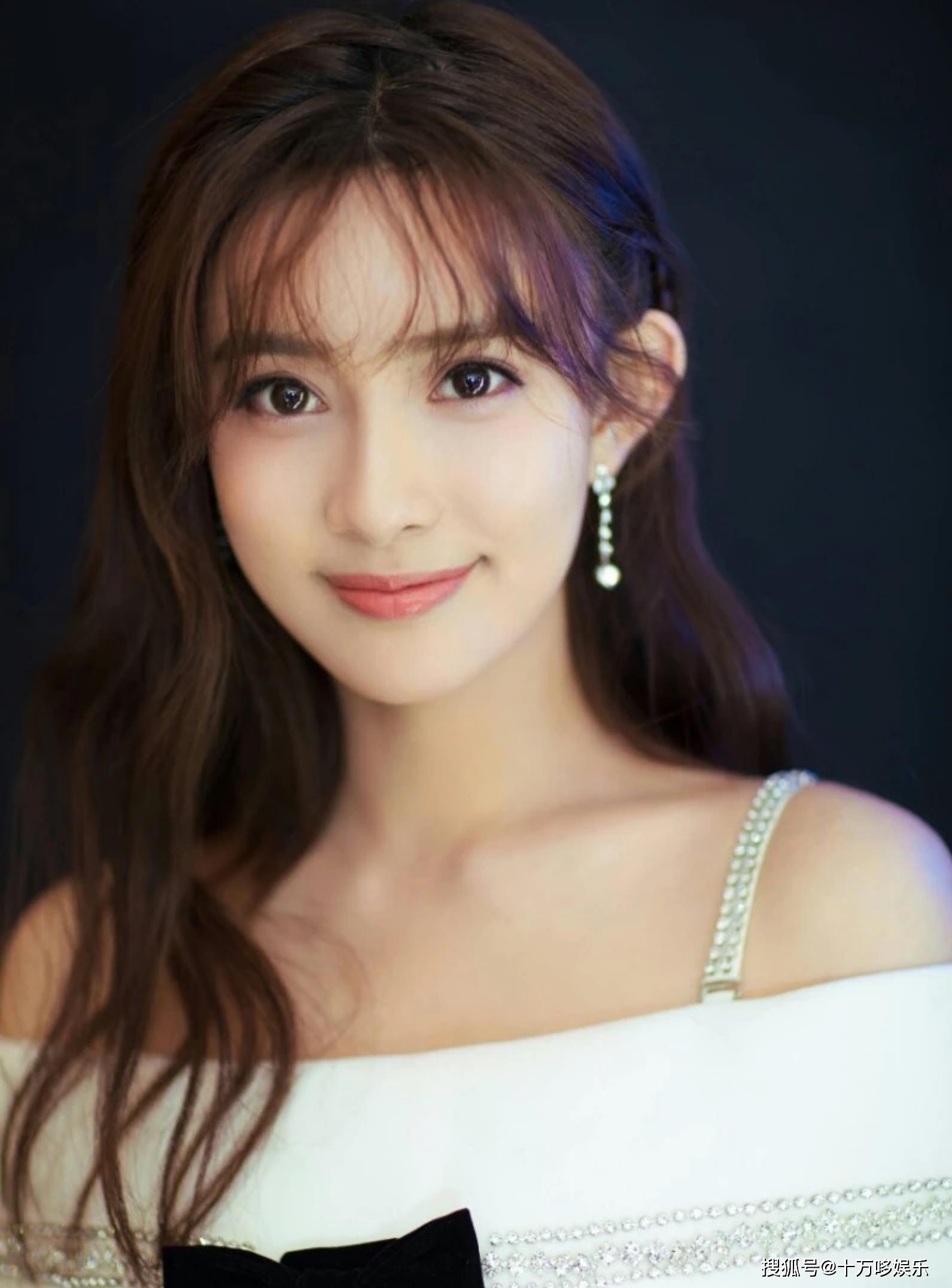 人美不火系列孟子义将夜1饰叶红鱼5