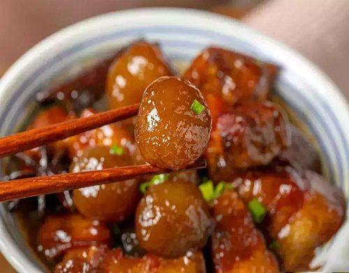 安徽传统名菜之山粉圆子烧肉记忆里只有姑姑做的才是最好吃的