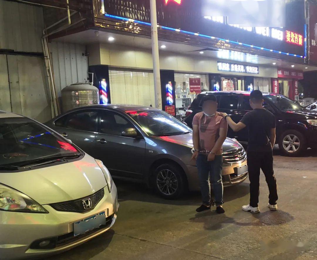 轎車停放在流沙西街道趙厝寮村一酒店附近,至凌晨7時許發現該車被盜