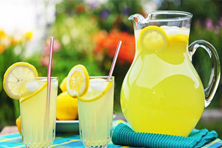 孕妇可以喝柠檬水吗?准妈妈们该怎么喝!