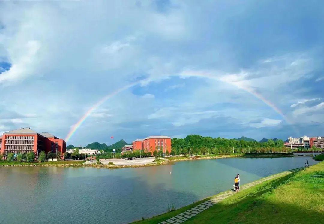 贵州大学壁纸图片