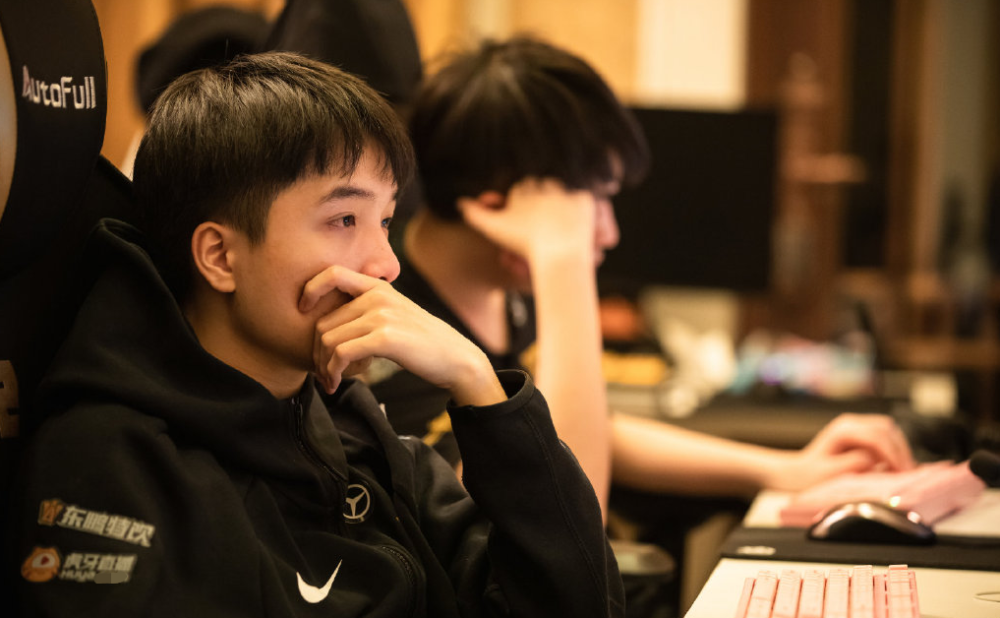 rank速评rng小龙堡手感火热夏季赛值得期待