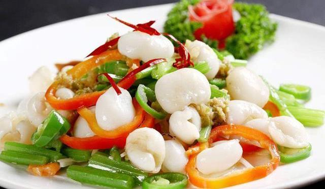 原创精选美食回锅月牙骨昂刺鱼炖蛋五丝羊肉芹菜炒墨鱼的做法