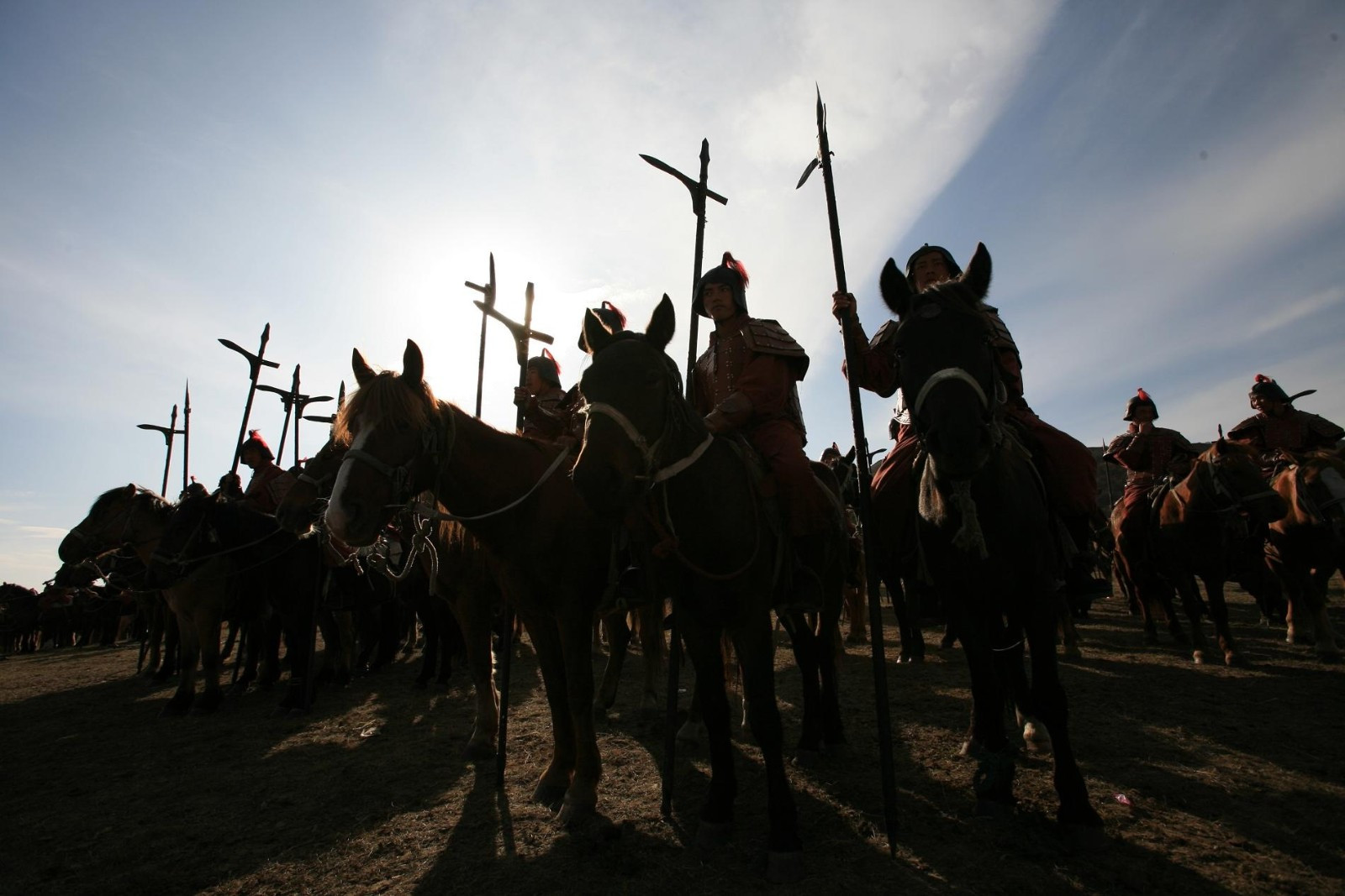 三,射杀庞涓公元前342年,庞涓率兵攻打韩国,韩国实力不如魏国,所以