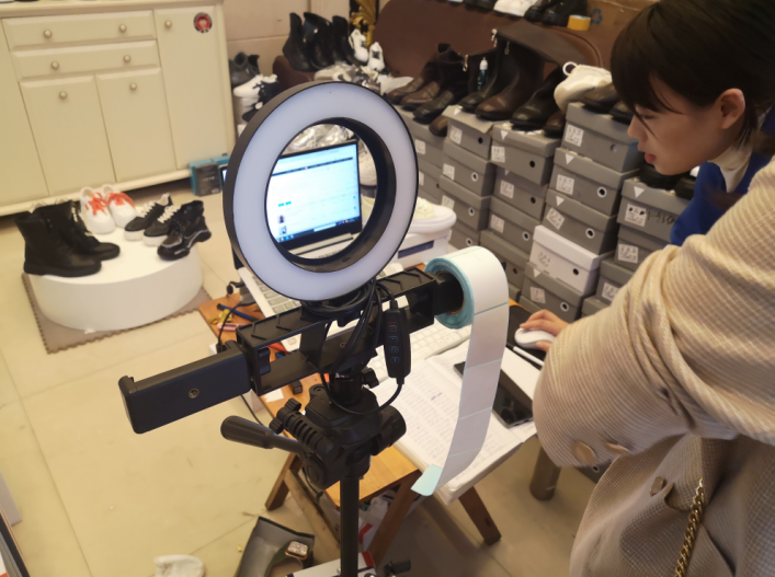 全面出击:温岭鞋靴商家全力备战4.28产地直播节