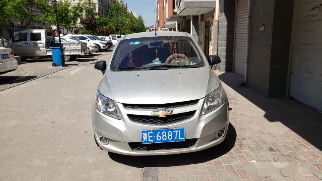 违停地点:碧水澜湾小区消防车通道车牌号:冀e115x5占用,堵塞…有权