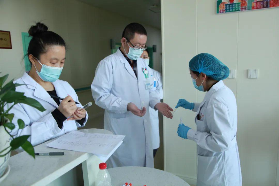 望奎县中医院开展医务人员手部消毒效果监测