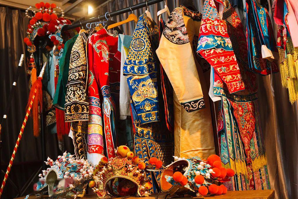 一文看懂戏曲里的服饰!_官衣